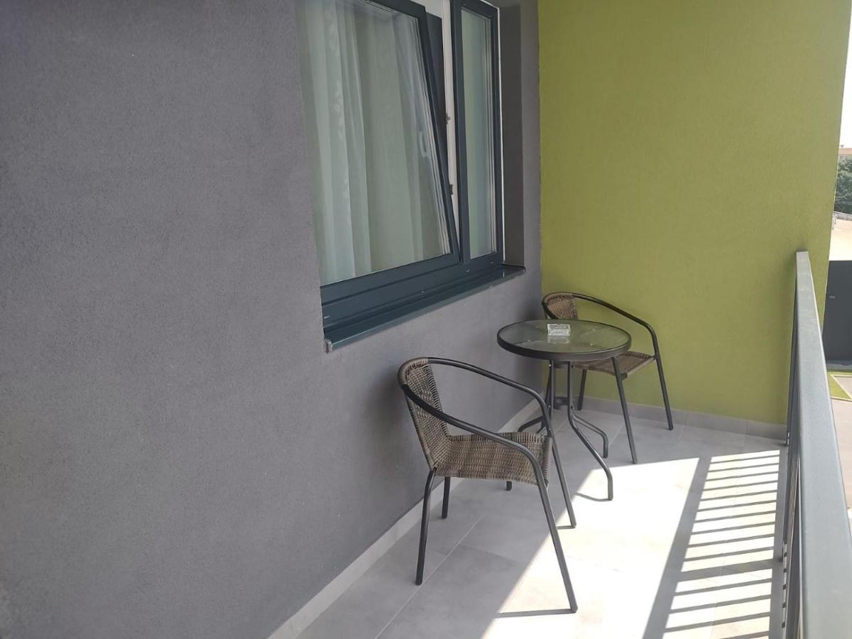 Silvia Resident Apartment Oradea Bagian luar foto